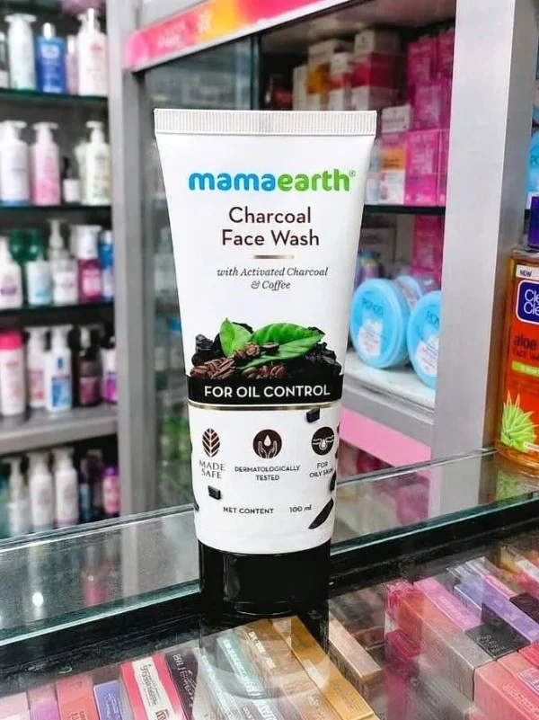 Mamaearth Charcoal Facewash For Oil Control 100ml