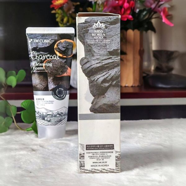 3W Clinic Charcoal Cleansing Foam 100m