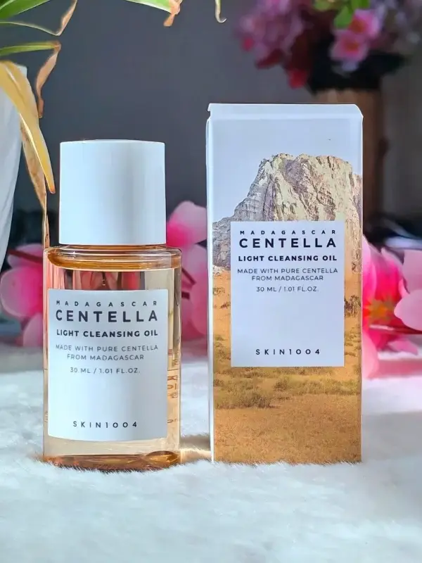 SKIN1004 Madagascar Centella Light Cleansing Oil 30ml