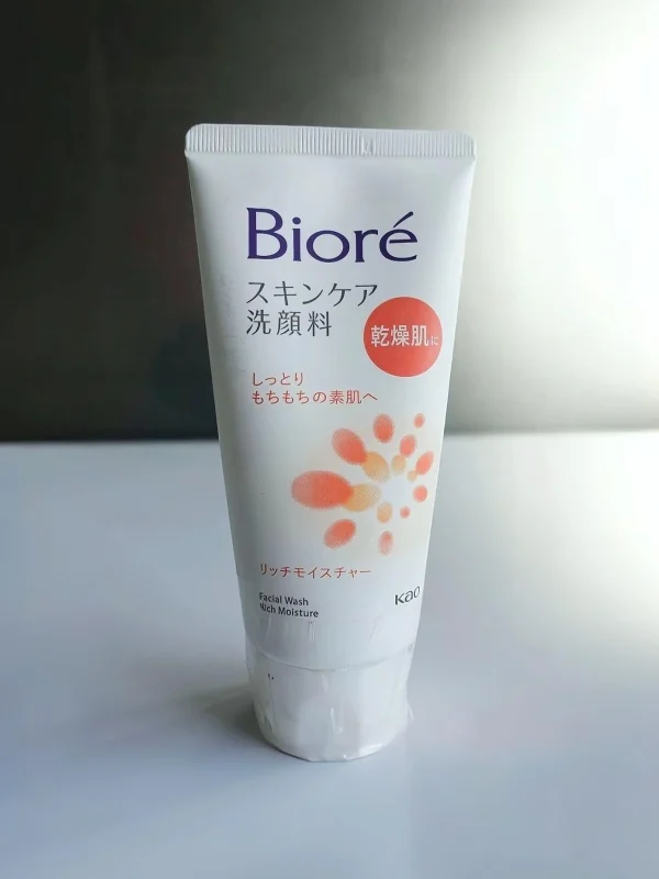 Biore Facial Wash Rich Moisture 130g