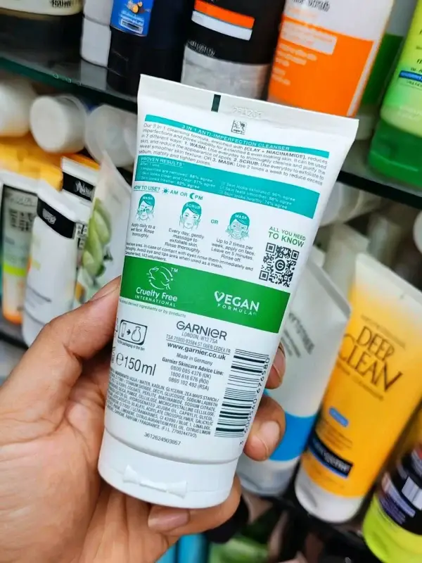 Garnier Pure Active Salicylic Anti-blemish Clay 3in1 Face Wash Scrub Mask 150ml Back