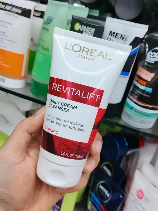 LOreal Paris Revitalift Daily Cream Cleanser 150ml