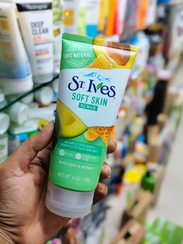 St. Ives Avocado and Honey Soft Skin Face Scrub 170g