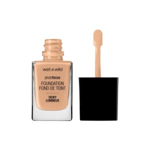 Wet N Wild Photo Focus Dewy Foundation (Classic Beige)